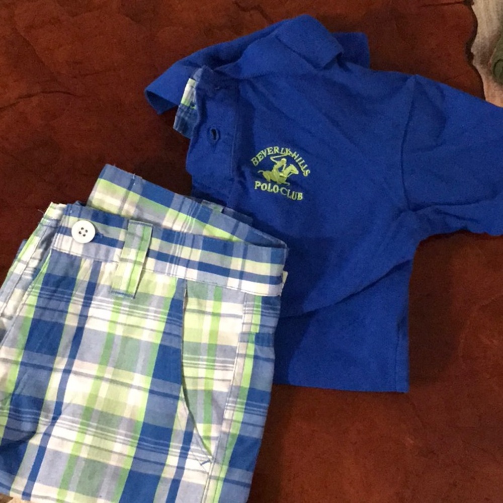 Matching polo and shorts.